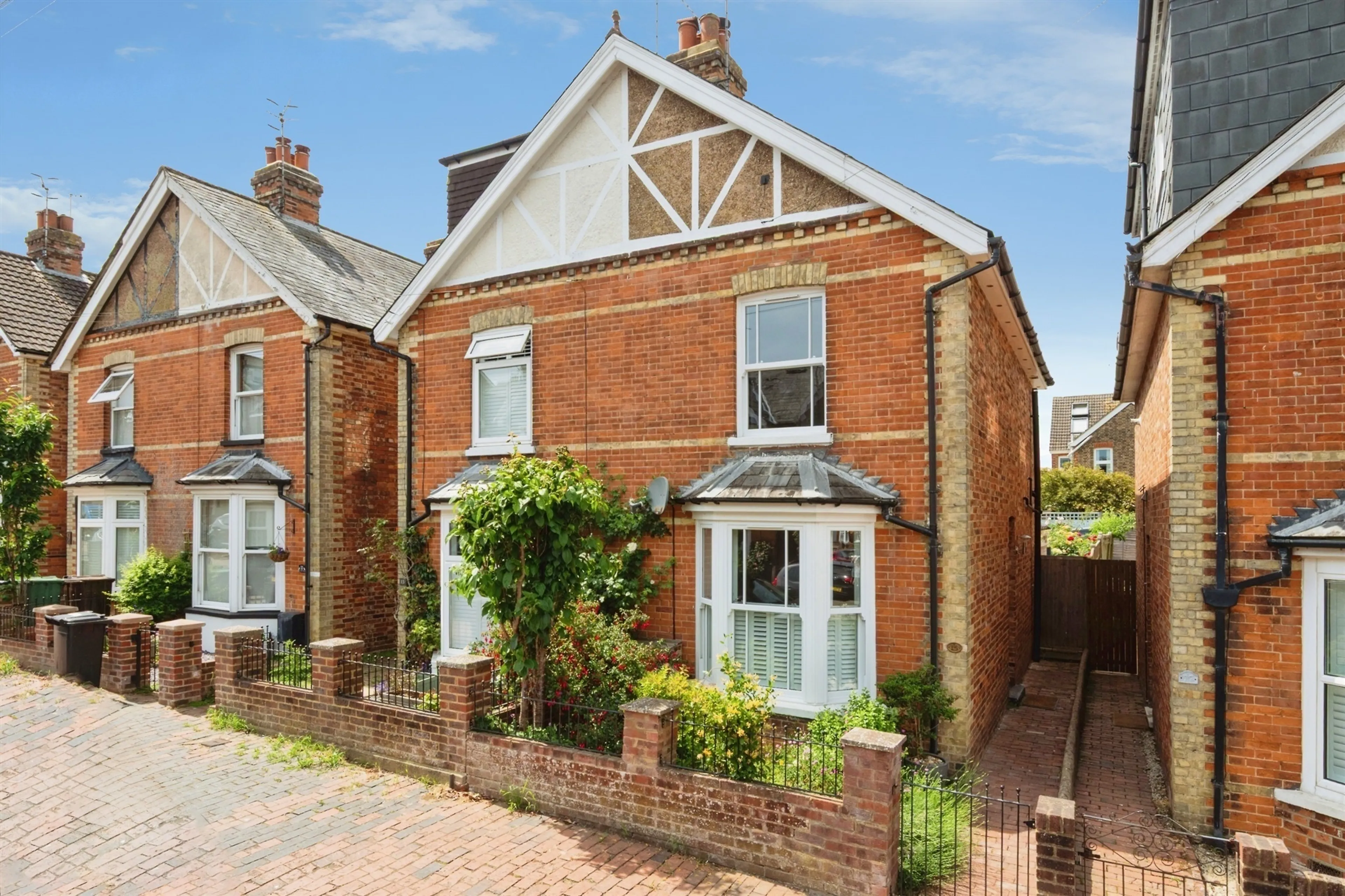 Property photo 0