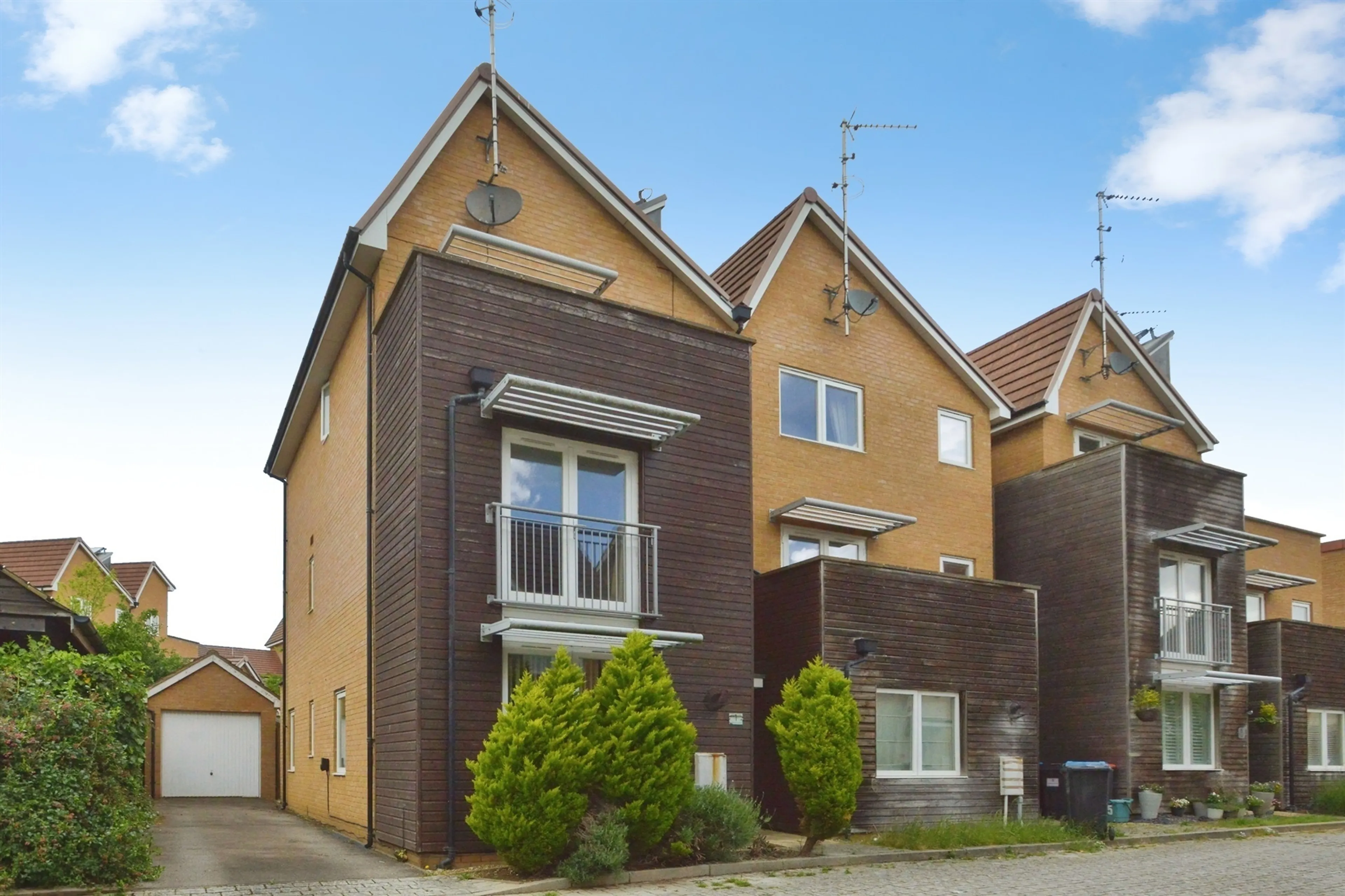 Property photo 0