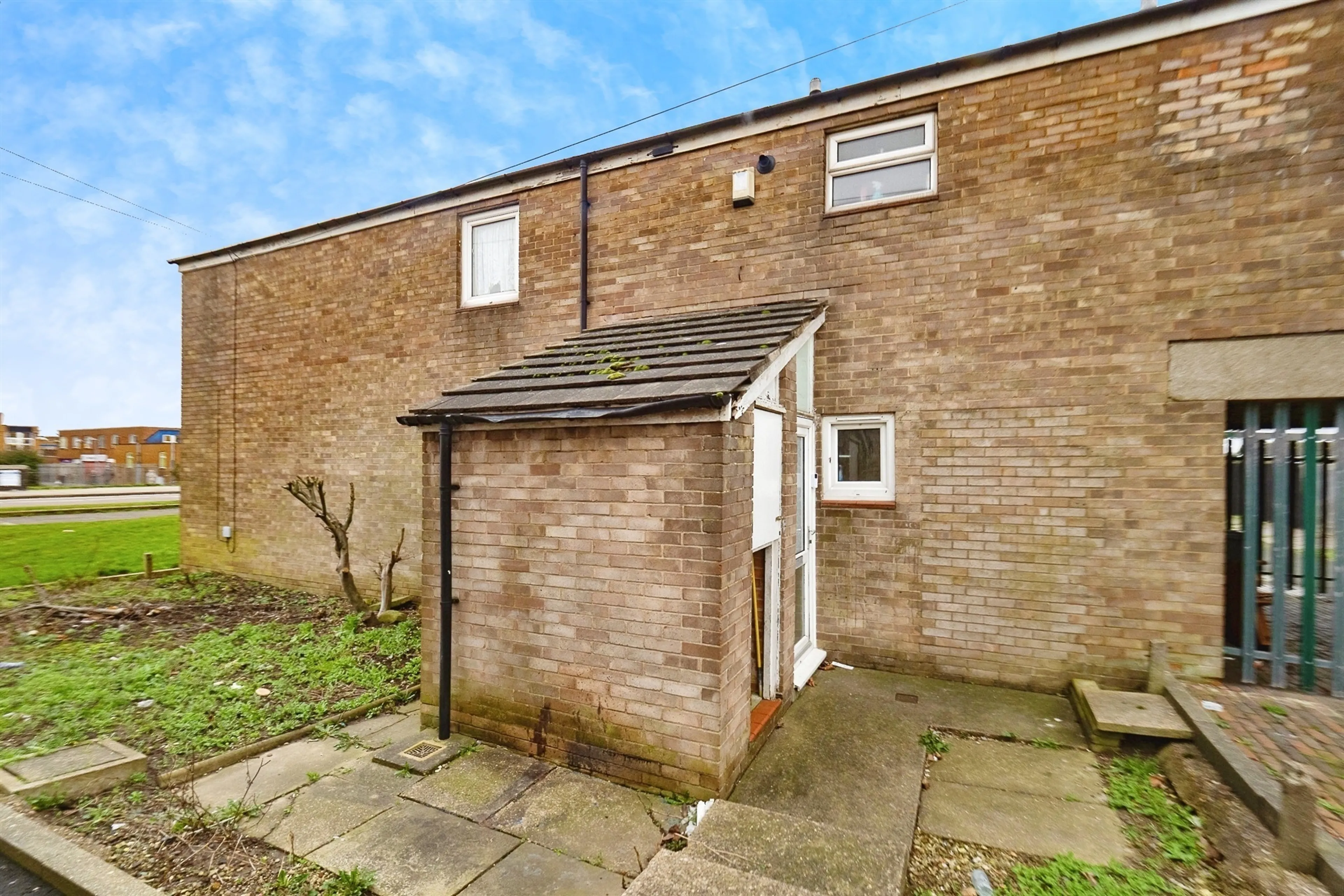 Property at Axminster Close, Bransholme, Hull