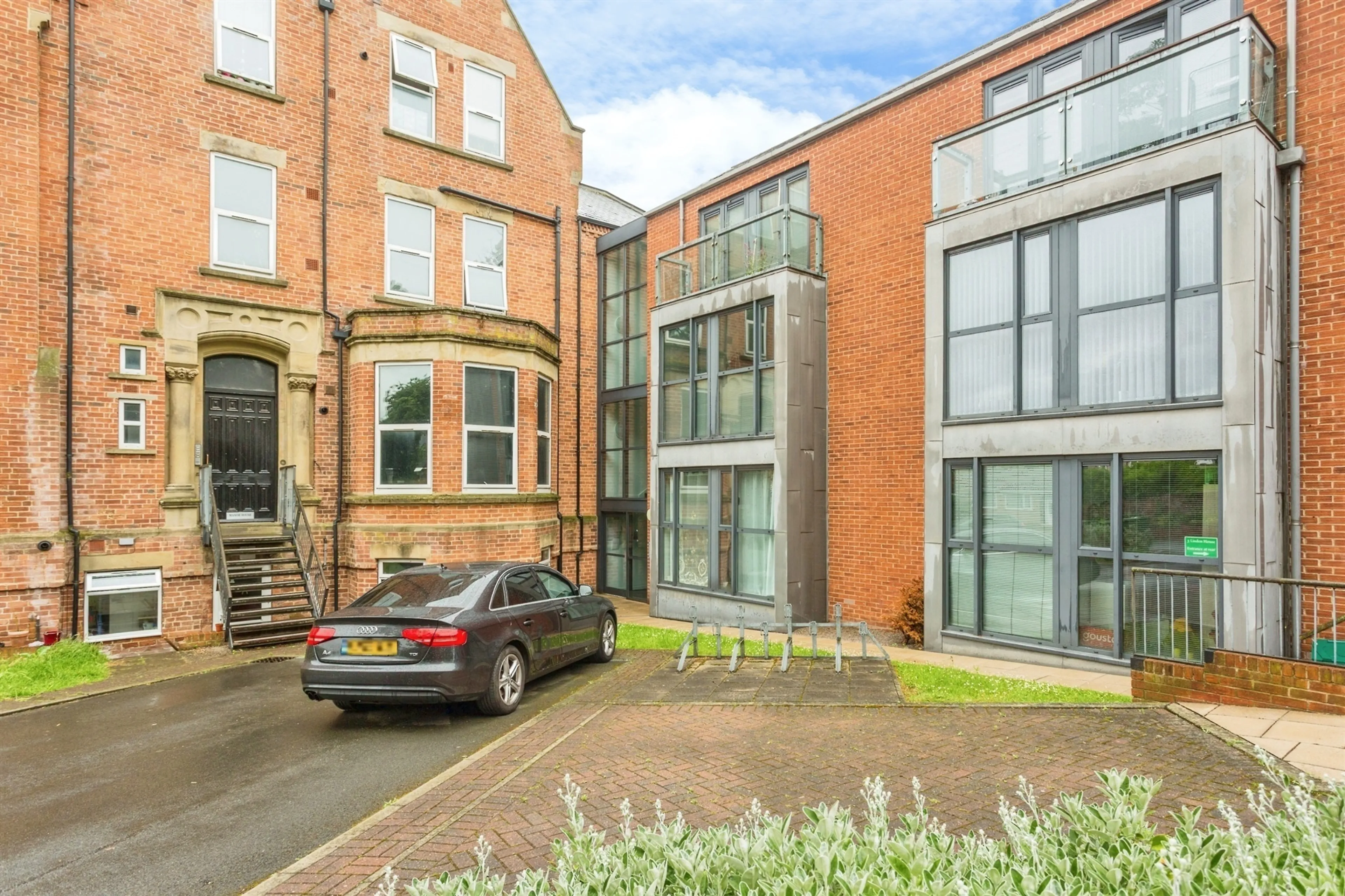 Property at Manygates Park, WAKEFIELD