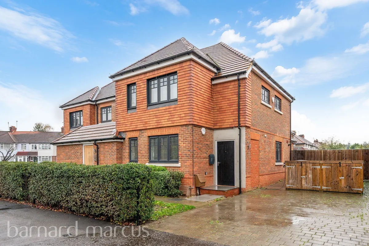 Potters Grove, NEW MALDEN