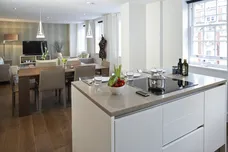 Brompton Road Knightsbridge SW3 photo 3