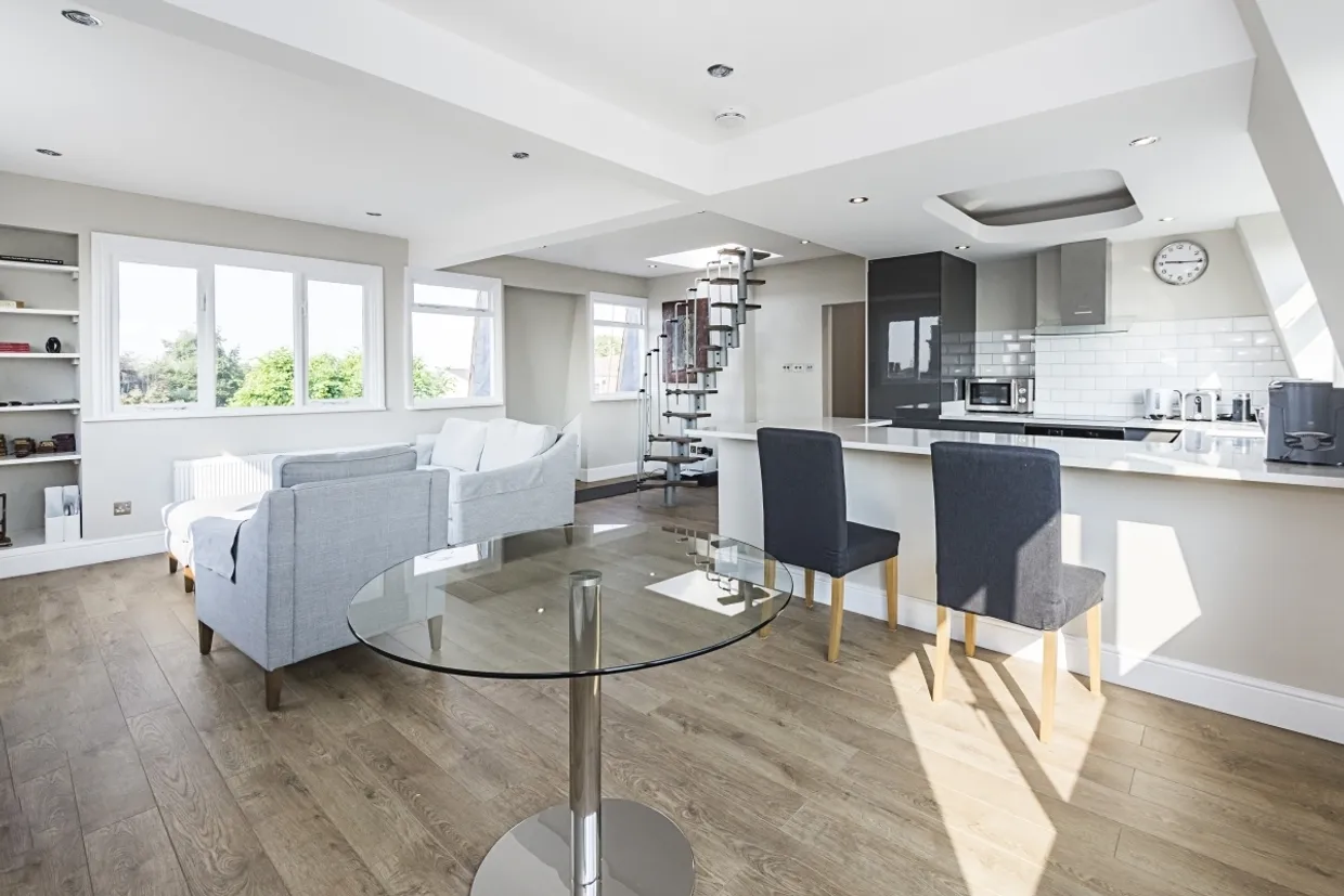 Holly Hill Hampstead NW3 photo 2