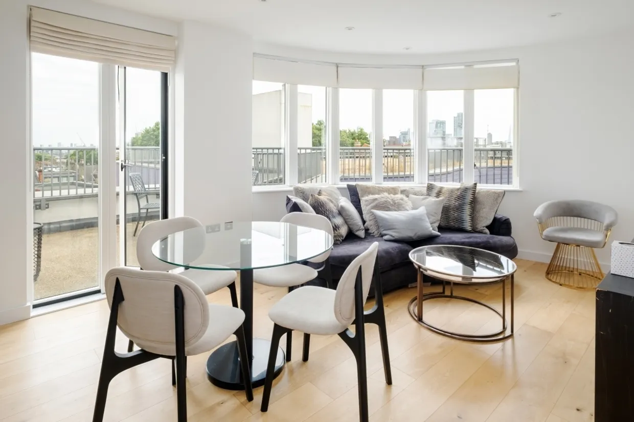 Esther Anne Place London N1 photo 3