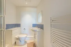 Loates Lane Watford WD17 photo 6