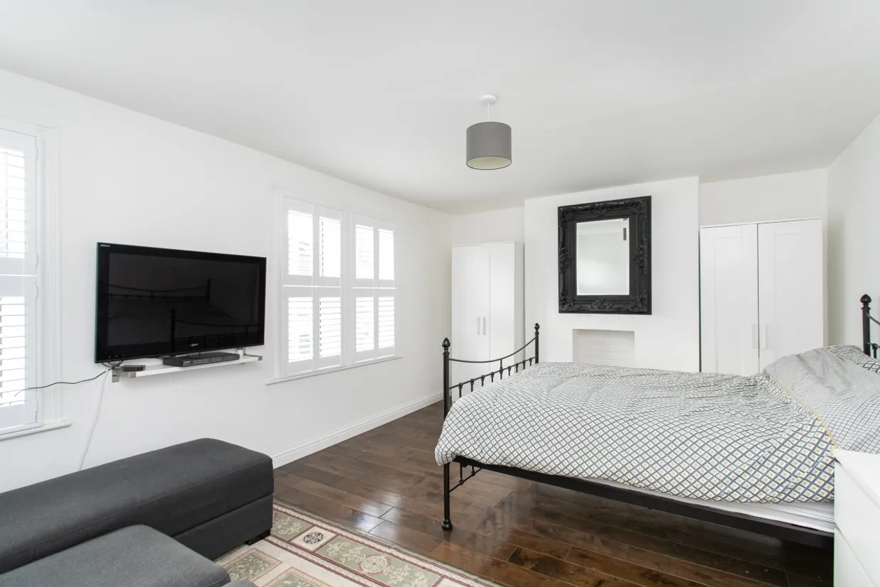 Sandmere Road London SW4 photo 6