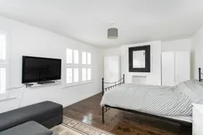 Sandmere Road London SW4 photo 6