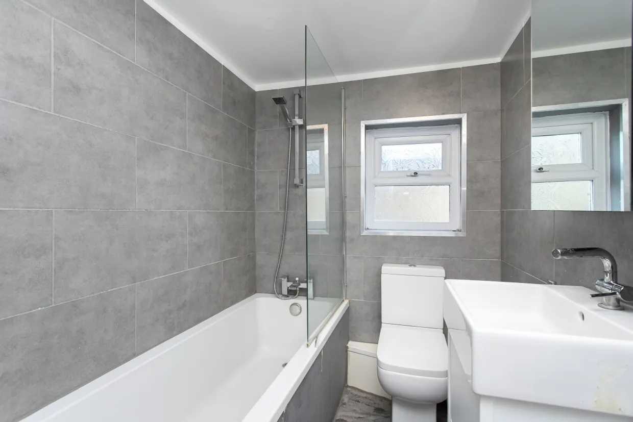 Sandmere Road London SW4 photo 7