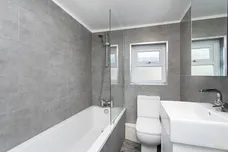 Sandmere Road London SW4 photo 7