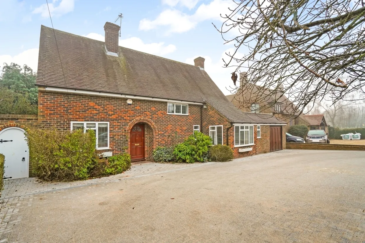 Walkwood Rise Beaconsfield HP9 photo 1