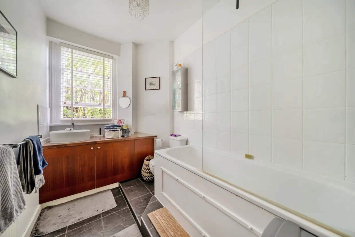 Beaumont Avenue London W14 photo 5