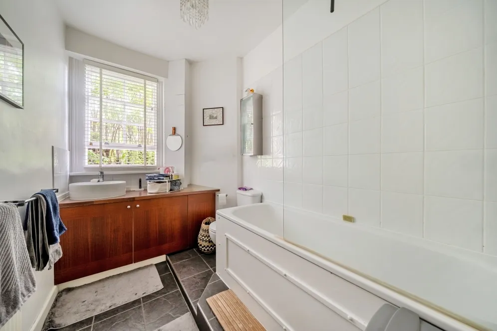 Beaumont Avenue London W14 photo 5