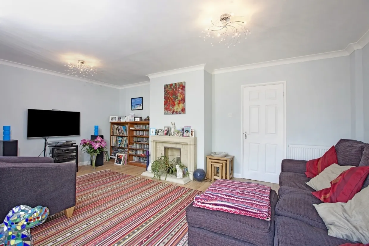 Ray Mill Road East Maidenhead SL6 photo 5