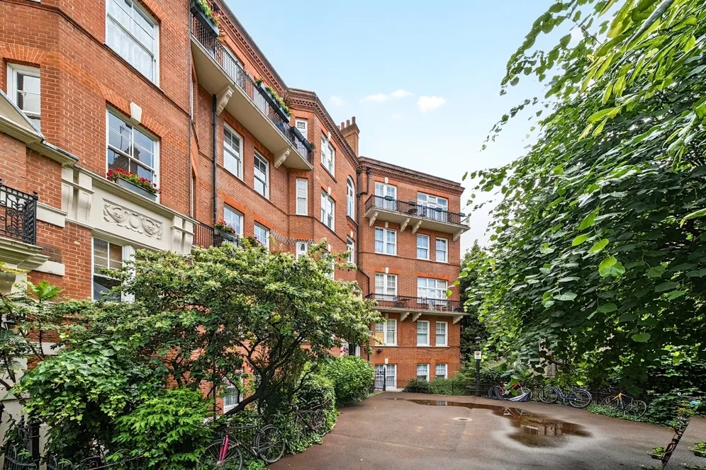 Beaumont Avenue London W14 photo 7