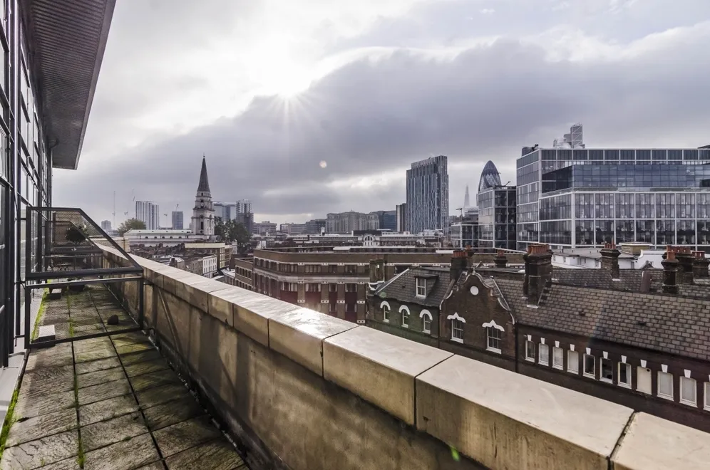 Commercial Street London E1 photo 3