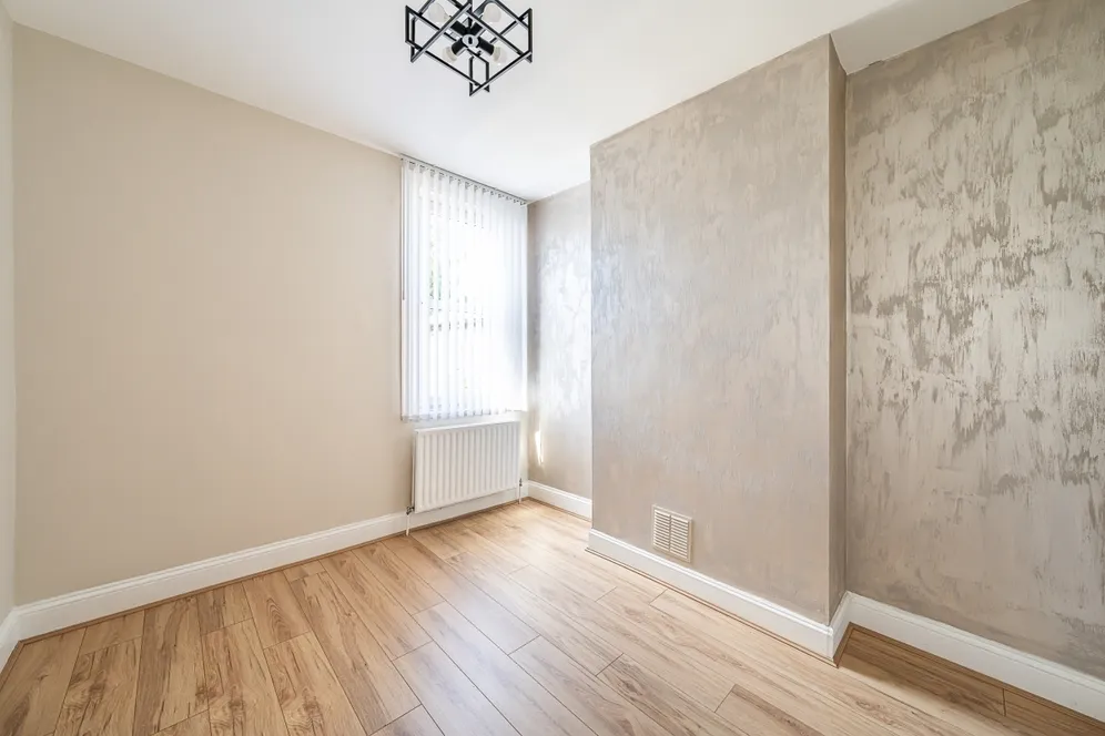 Hamilton Road London SW19 photo 4