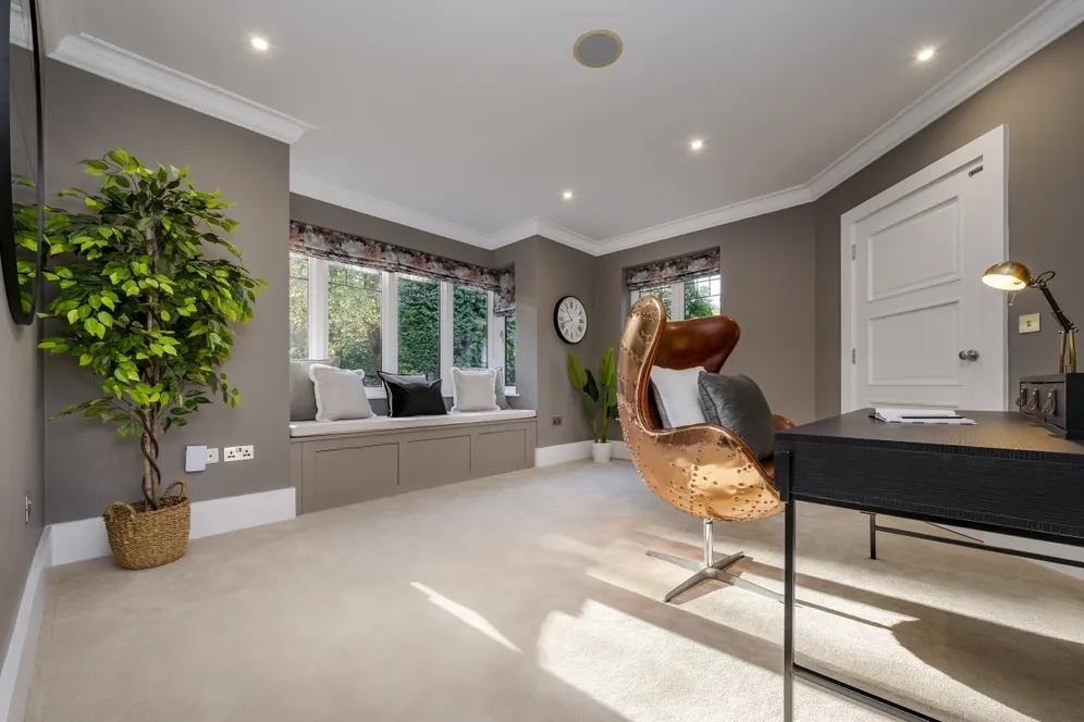 Prince Consort Drive, Ascot SL5 photo 6