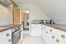 Blatchington Road Tunbridge Wells TN2 photo 2