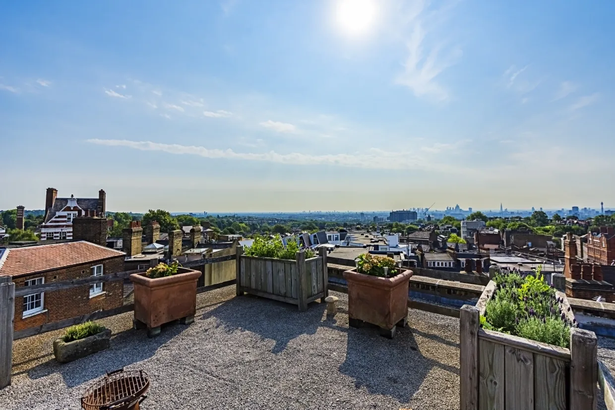 Holly Hill Hampstead NW3 photo 16
