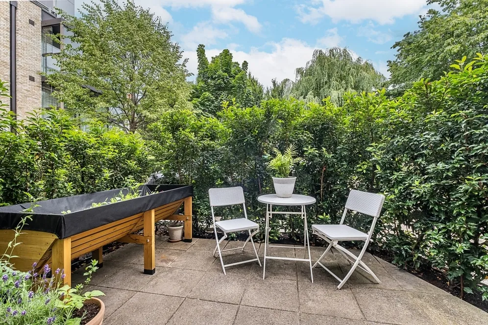 Montague Road London SW19 photo 7