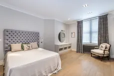 Campden Hill Road London W8 photo 10