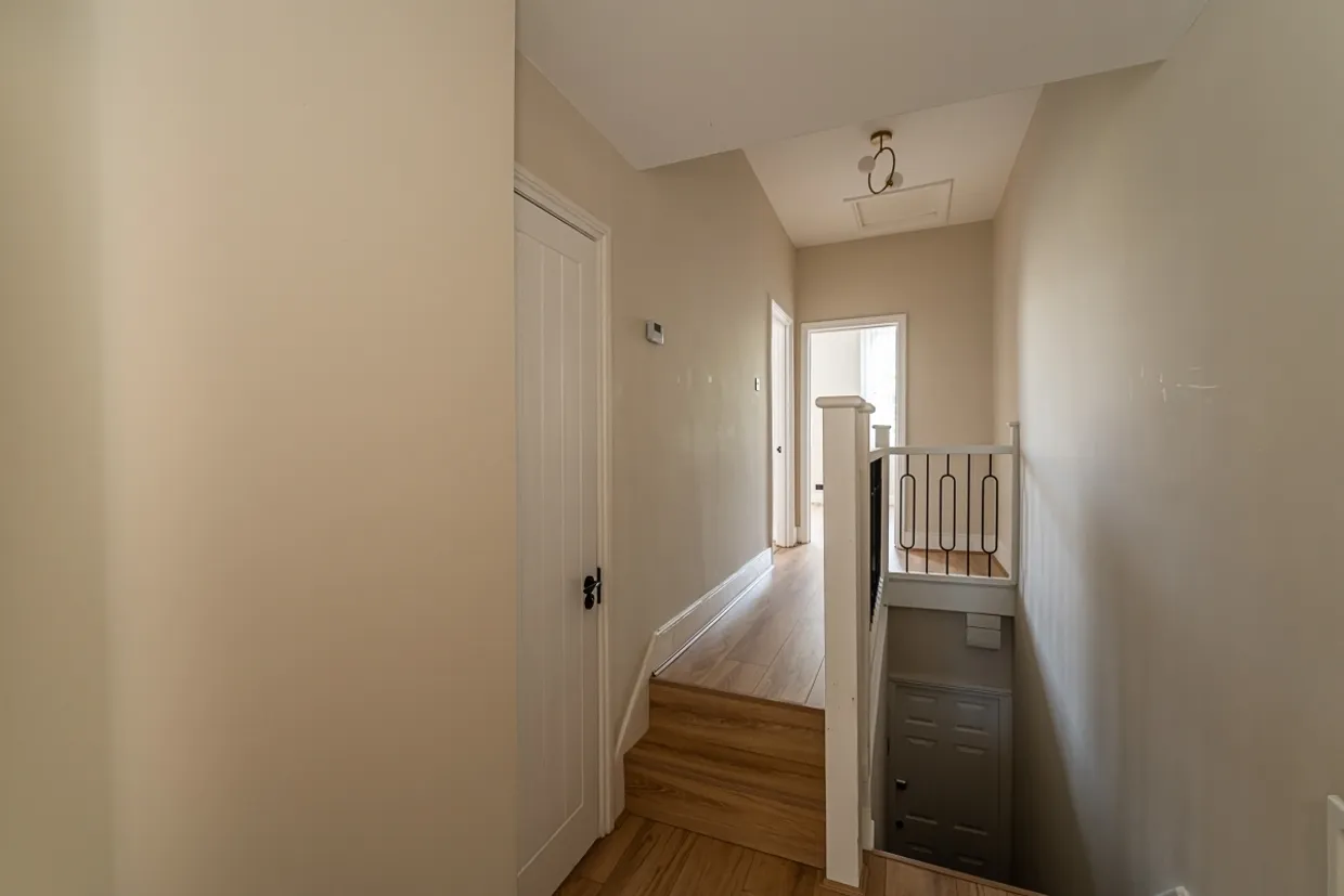 Hamilton Road London SW19 photo 9