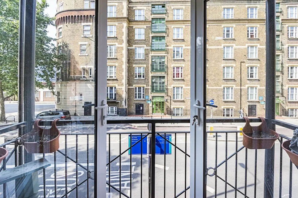 Fountain Court, Lafone Street, SE1 photo 9