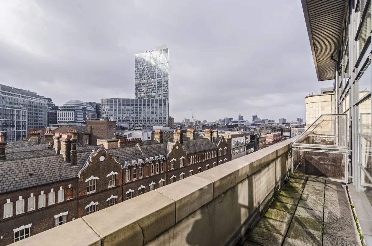 Commercial Street London E1 photo 10