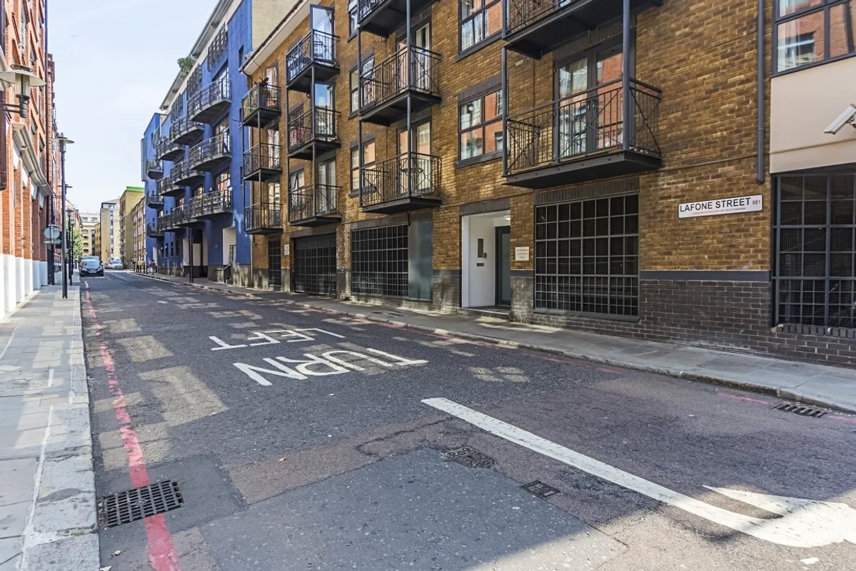 Fountain Court, Lafone Street, SE1 photo 11