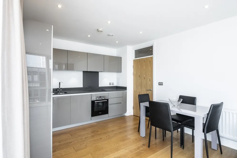 Barry Blandford Road, E3 photo 2