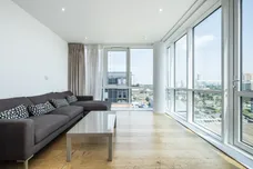 Barry Blandford Road, E3 photo 3