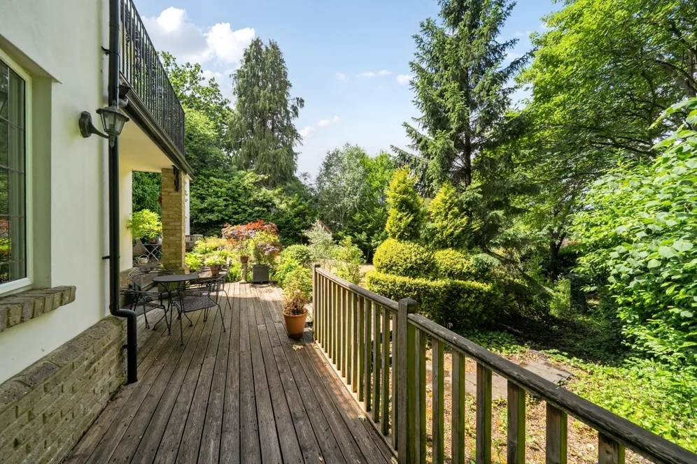 Wych Hill Woking GU22 photo 15
