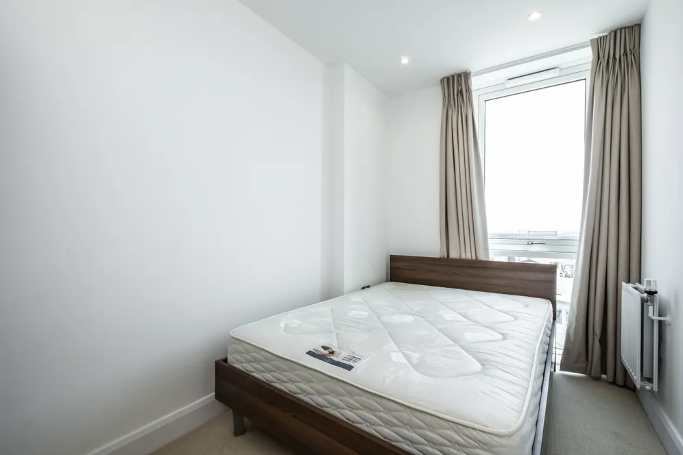 Barry Blandford Road, E3 photo 6