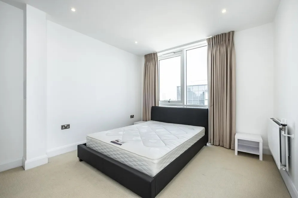 Barry Blandford Road, E3 photo 7