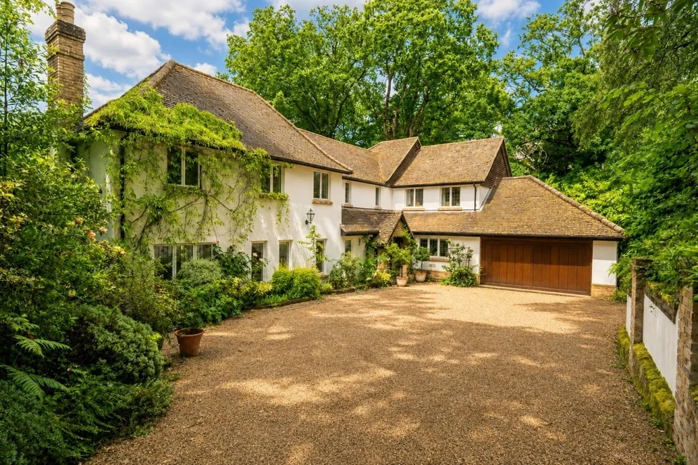 Wych Hill Woking GU22 photo 16