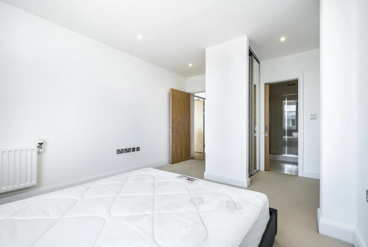 Barry Blandford Road, E3 photo 8
