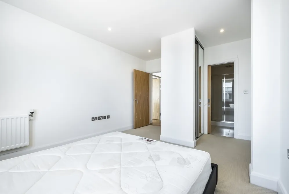 Barry Blandford Road, E3 photo 8
