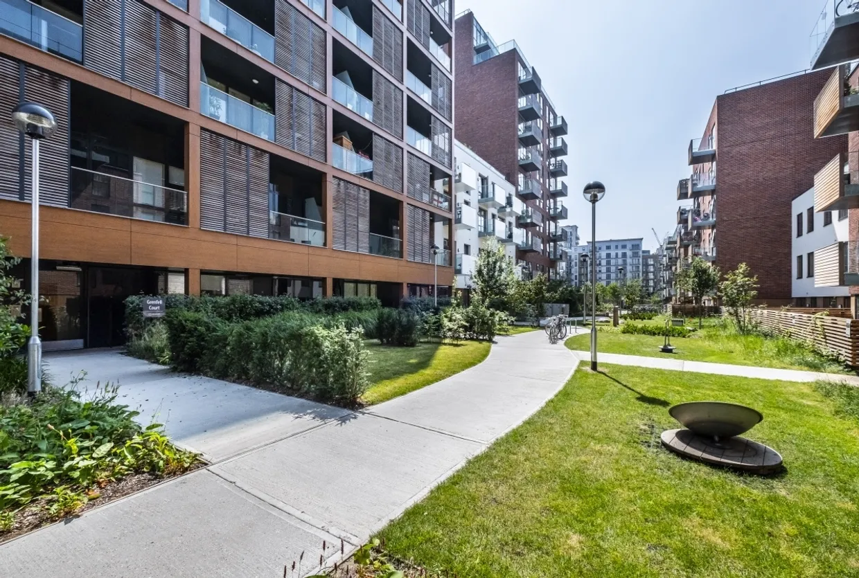 Barry Blandford Road, E3 photo 12