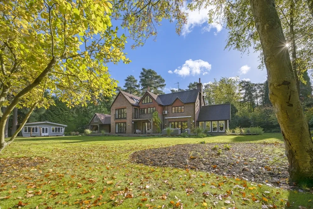 Prince Consort Drive, Ascot SL5 photo 22