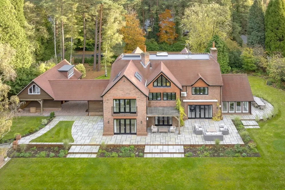 Prince Consort Drive, Ascot SL5 photo 23