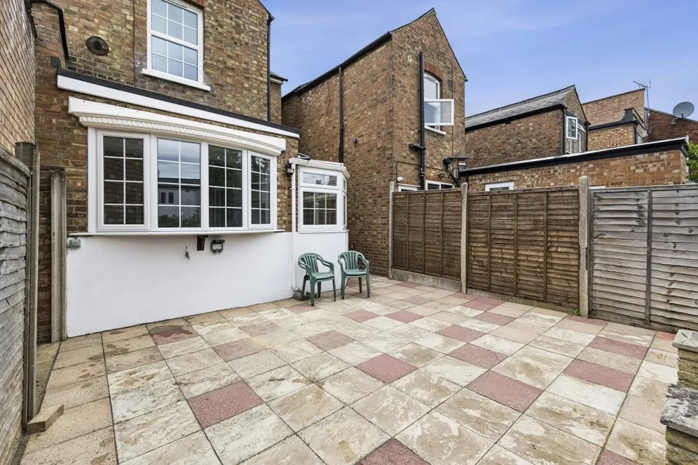 East Barnet Road photo 8