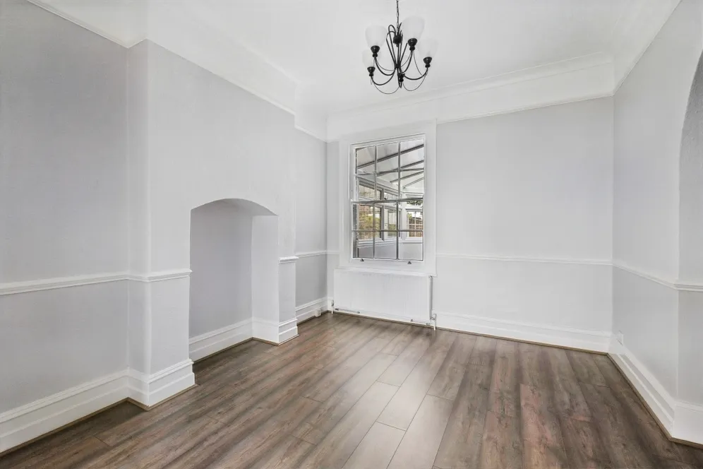 East Barnet Road photo 9