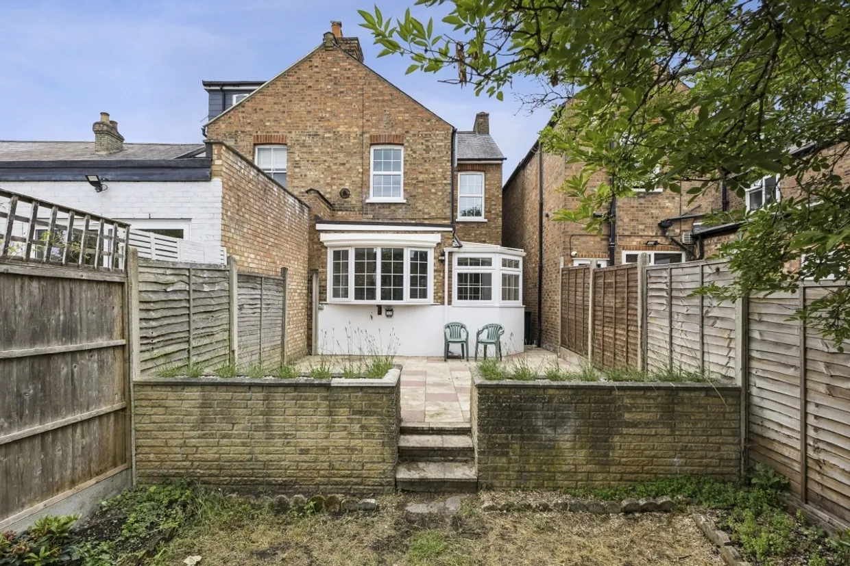 East Barnet Road photo 14