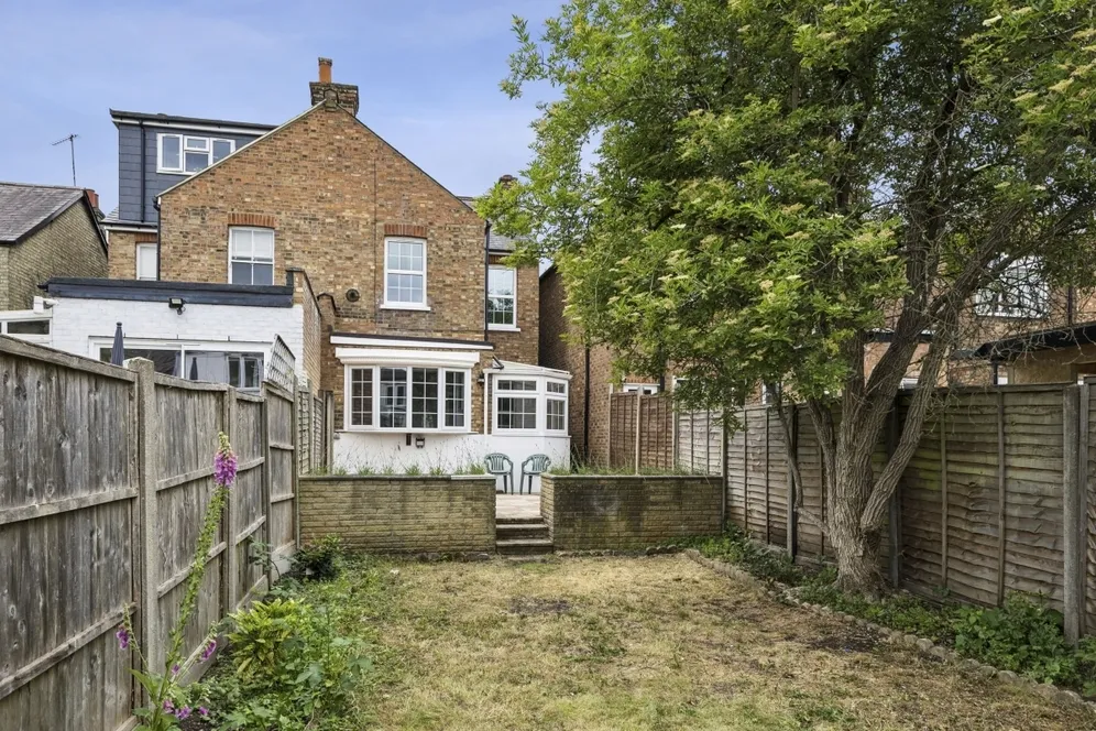 East Barnet Road photo 15