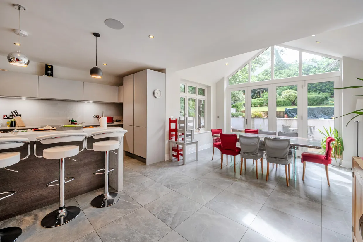 Forest Drive, Tadworth, KT20 photo 2