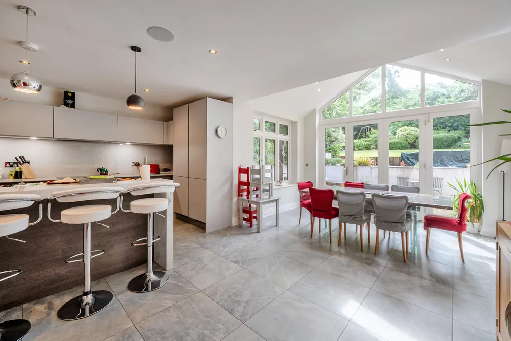 Forest Drive, Tadworth, KT20 photo 2