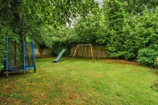 Forest Drive, Tadworth, KT20 photo 9
