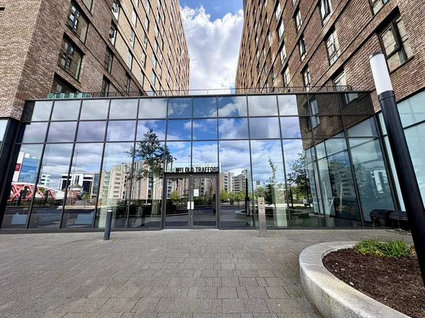 Wharf End, Trafford Park
