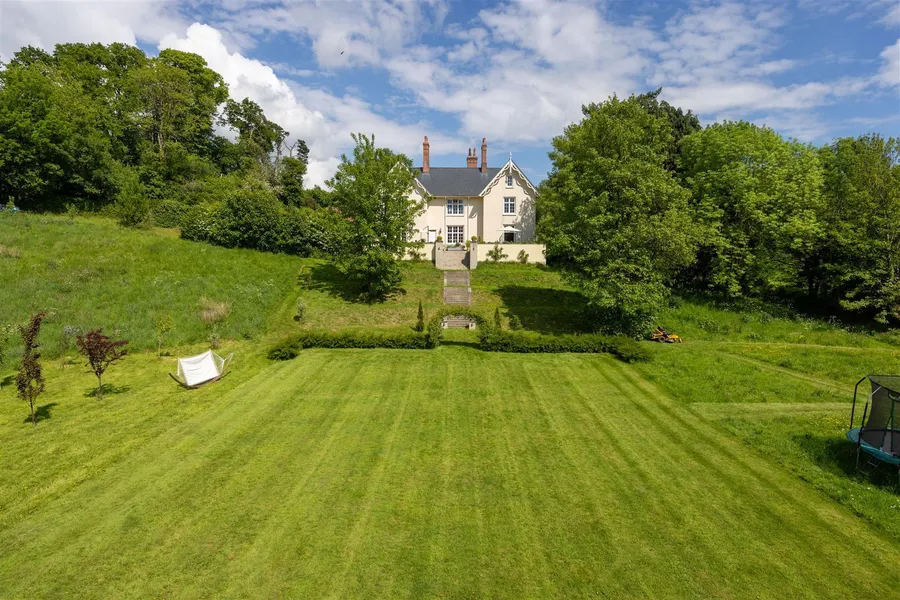 Property Image 23