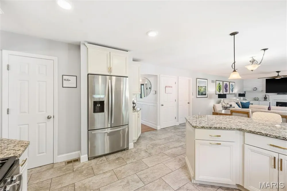 127 Burnt Oak Ct, Wentzville, MO 63385